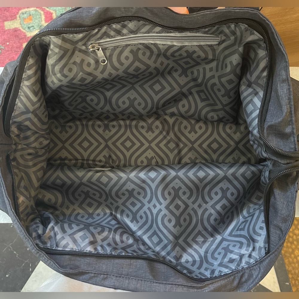 Gaian All Day Gray Yoga Mat Tote Duffle Shoulder Bag